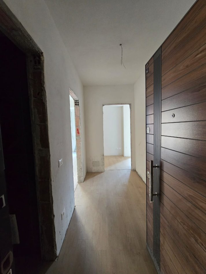 Tirane, shitet apartament 1+1+Aneks+Ballkon Kati 7, 67 m² 119.000 € (Bulevardi i ri)