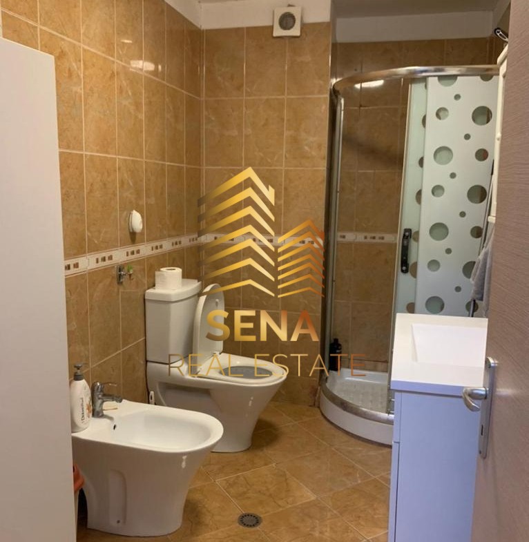 Tirane, shitet apartament 2+1+Ballkon Kati 6, 98 m² 125.000 € (Rruga Loni Ligori)