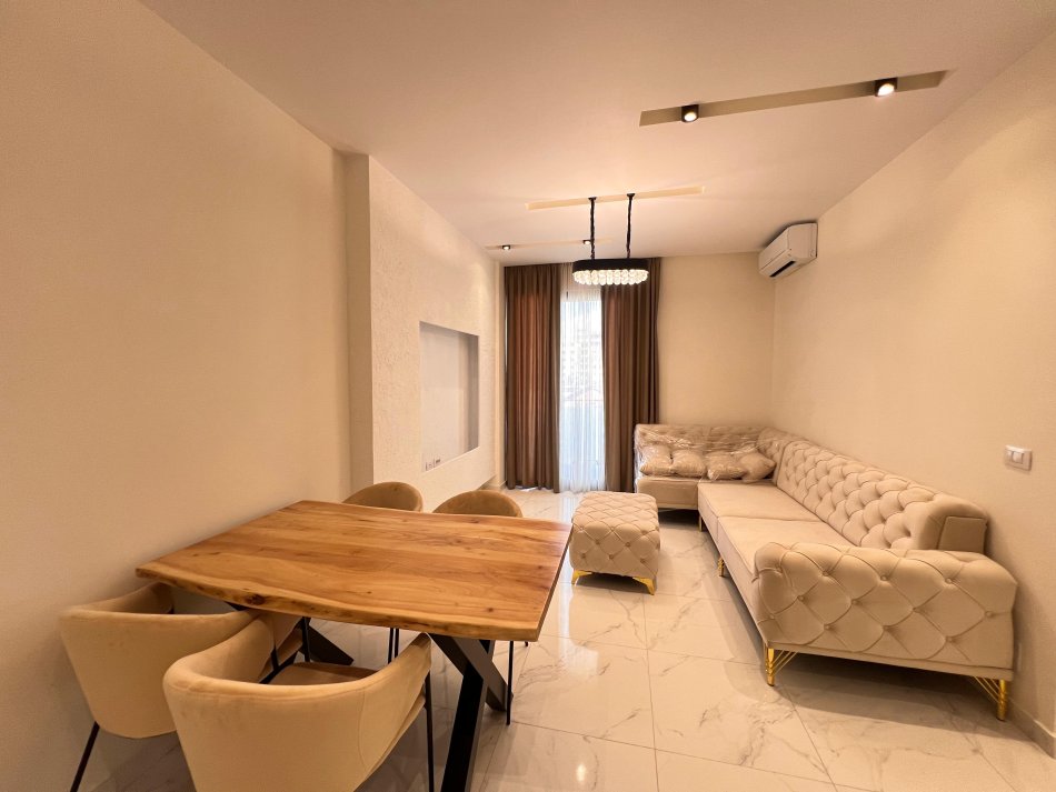 Tirane, shitet apartament 2+1+2, Kati 2, 85.9 m² 132.000 € (ISH DOGANA) ,LAPRAKË .