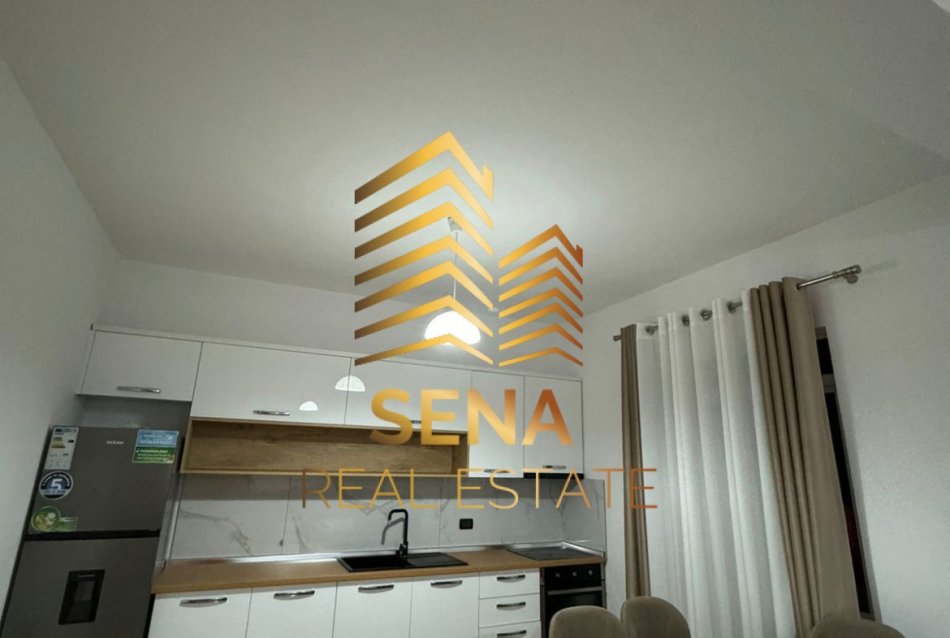 Tirane, jepet me qera apartament 2+1 Kati 2, 84 m² 400 € (Rruga Shefqet Kuka)