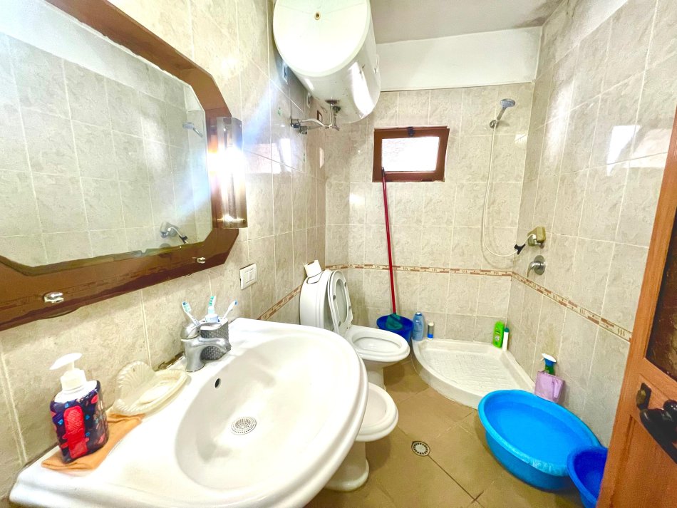 Tirane, shitet apartament 2+1+Aneks+Ballkon Kati 5, 75 m² 75.000 € (Allias)