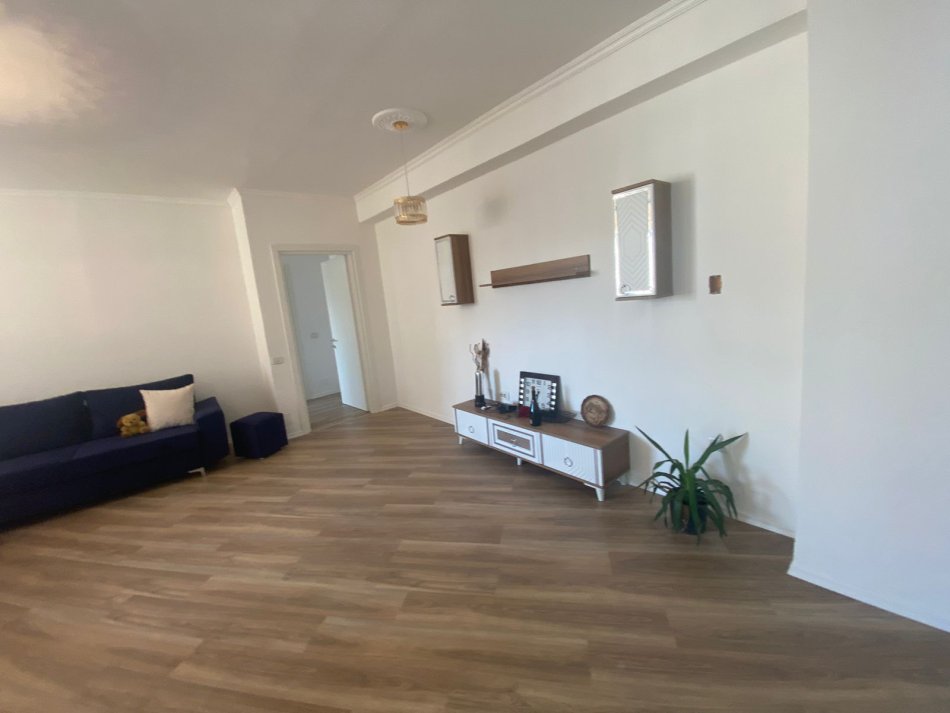 Tirane, shitet apartament 2+1+Aneks+Ballkon Kati 6, 104 m² 125.000 € 