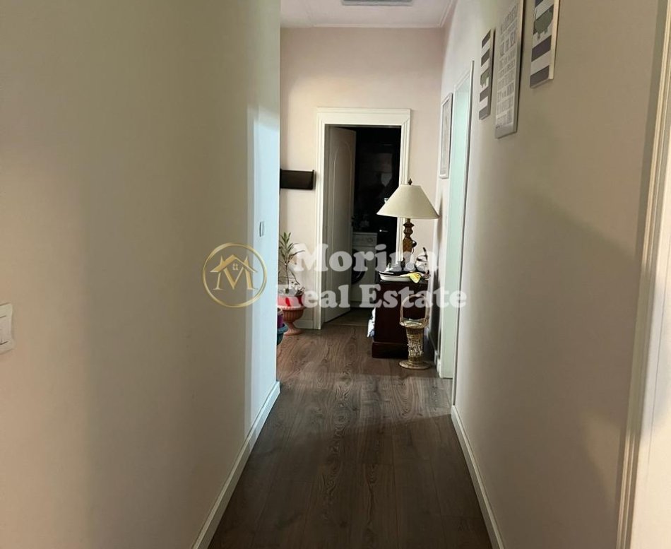 Tirane, jepet me qera apartament 2+1 Kati 2, 90 m² 500 € (Laprake)