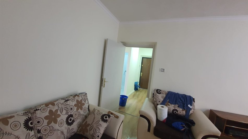 Tirane, Jepet me Qira apartament 2+1 Kati 2, (Kongresi I Manastirit)