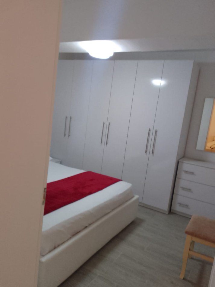 TIRANE. Rruga e Durresit, jepet me qera 2+1+Aneks Kati 1, 600 €