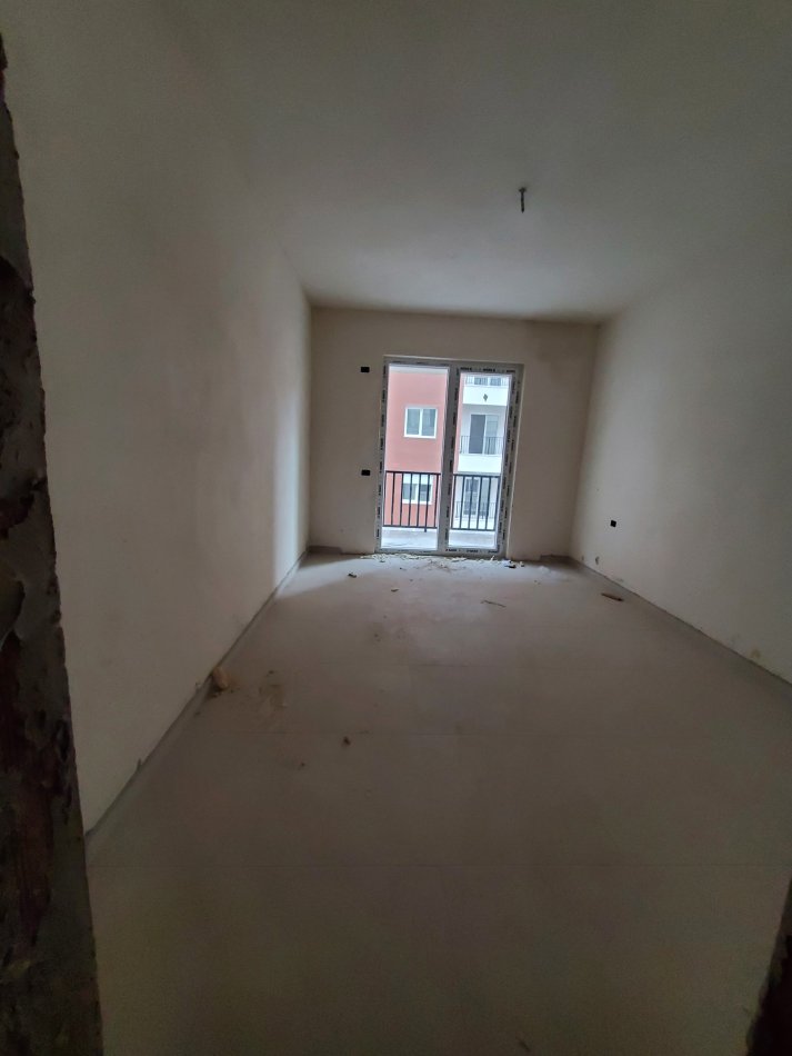 Tirane, shitet apartament 2+1+Ballkon Kati 5, 108 m² 97.200 € (Rruga Aleksandria)