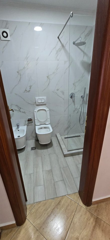 Tirane, shitet apartament 1+1 Kati 3, 57 m² 135.000 € (Rruga Ndre Mjeda)