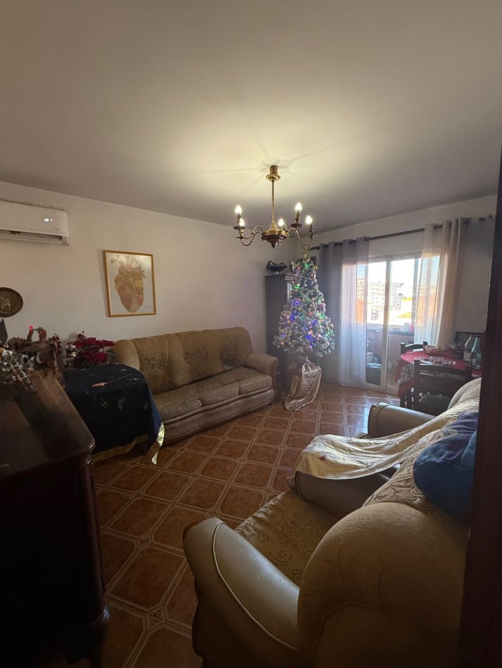 Tirane, shes apartament 2+1+aneks+Ballkon Kati 5, 80 m² 145.000 € (Rruga Siri Kodra)