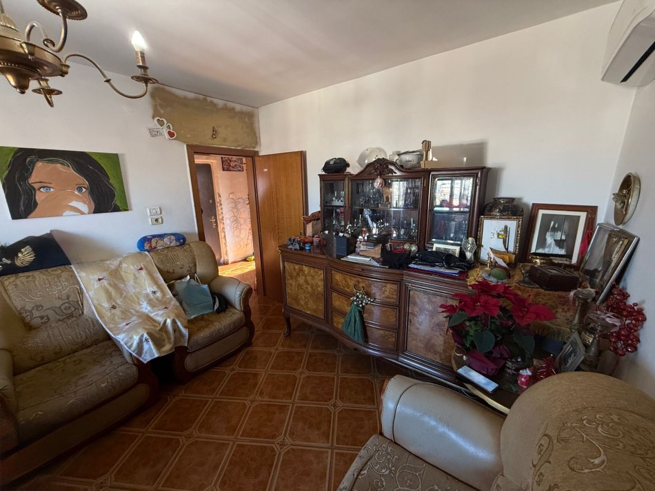 Tirane, shes apartament 2+1+aneks+Ballkon Kati 5, 80 m² 145.000 € (Rruga Siri Kodra)