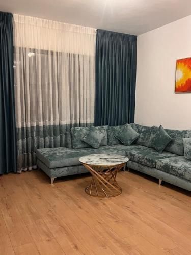Tirane, jepet me qera apartament 1+1 Kati 2, 75 m² 3.500 € (Sabaudin gabrani)