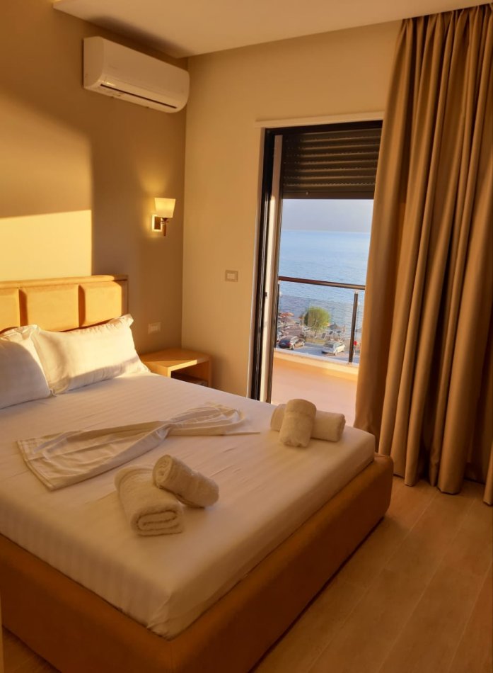 Vlore, shitet hotel Kati 5, 1.080 m² 4.000.000 € (Radhimë)