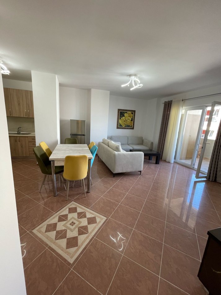 Tirane, shitet apartament 2+1+Ballkon Kati 6, 123 m² 190.000 € (Xhanfize Keko)