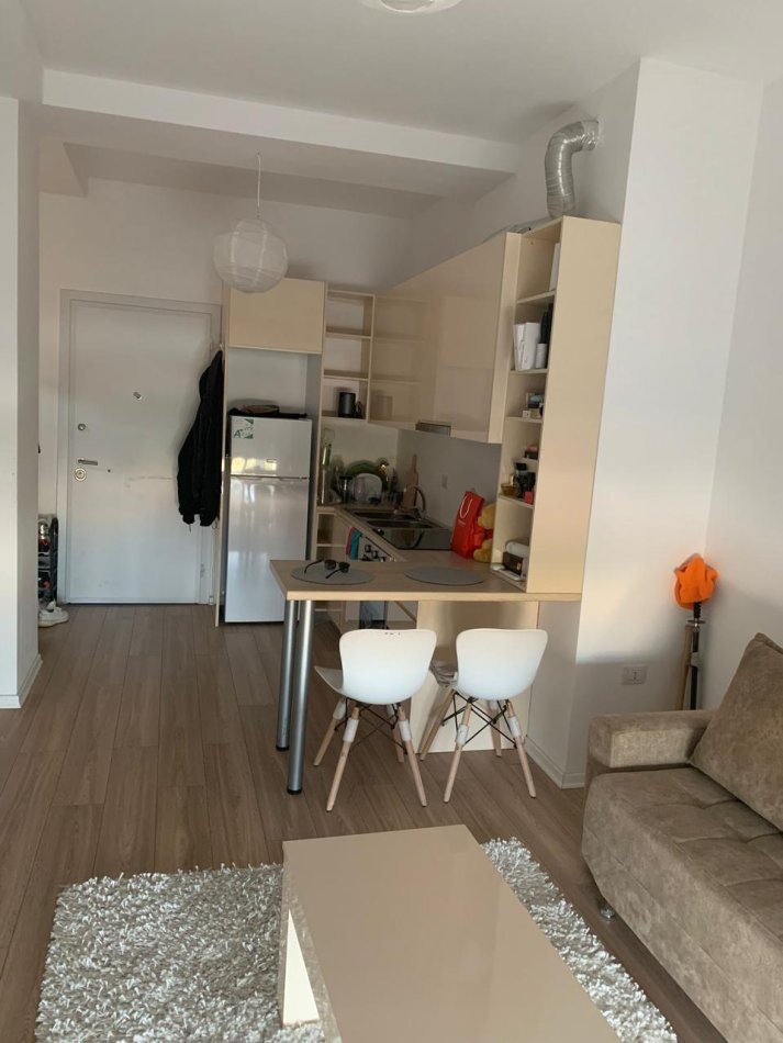 Tirane, jepet me qera apartament 1+1+Ballkon Kati 11, 67 m² 550 € (Rruga Artan Lenja/21 Dhjetori/Kompleksi Kontakt)