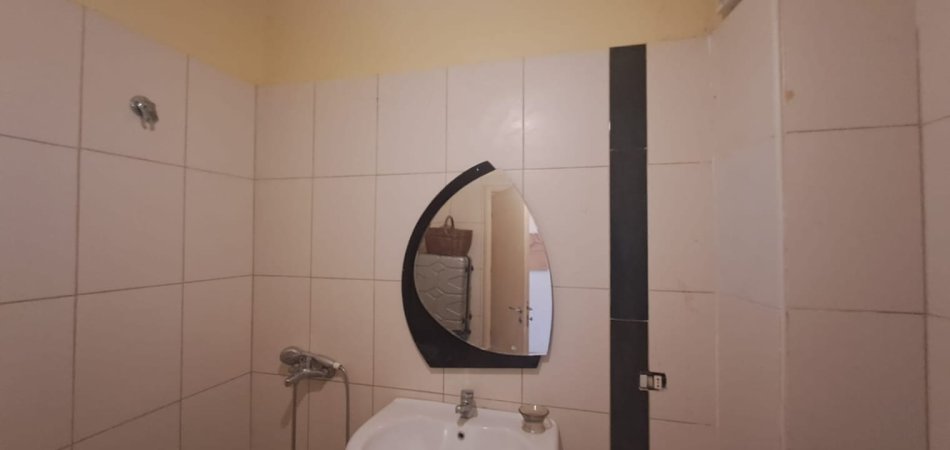 Tirane, shitet apartament 1+1+Ballkon Kati 7, 52 m² 68.000 € (Mezez)