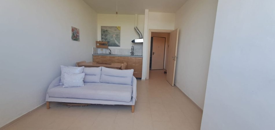 Tirane, shitet apartament 1+1+Ballkon Kati 7, 52 m² 68.000 € (Mezez)