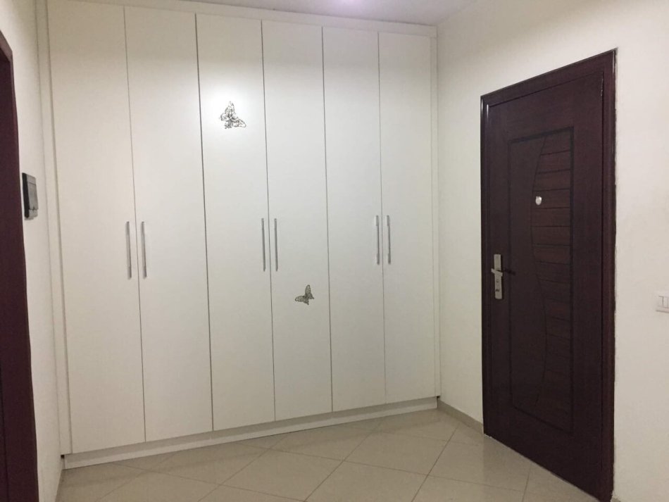 Tirane, jepet me qera apartament 1+1 Kati 3, 88 m² 400 € (Astir)