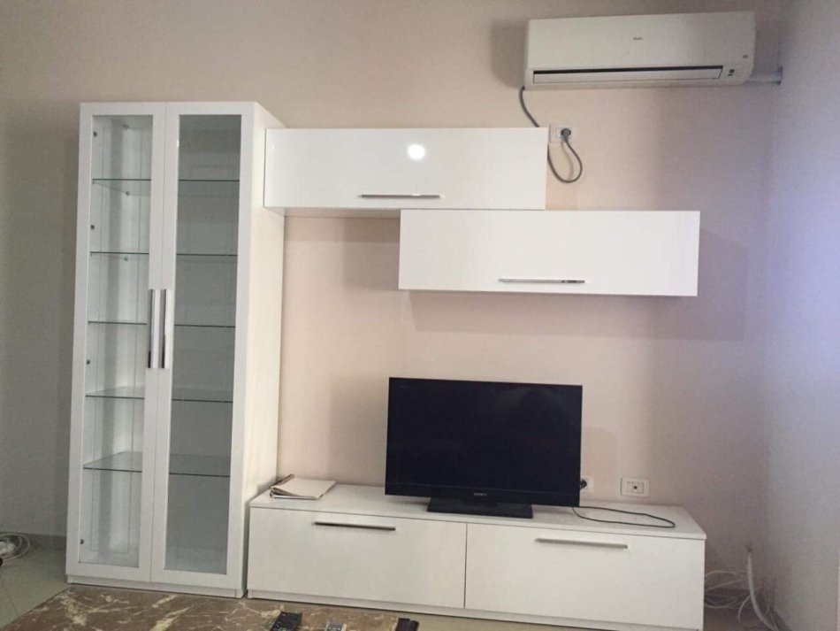 Tirane, jepet me qera apartament 1+1 Kati 3, 88 m² 400 € (Astir)