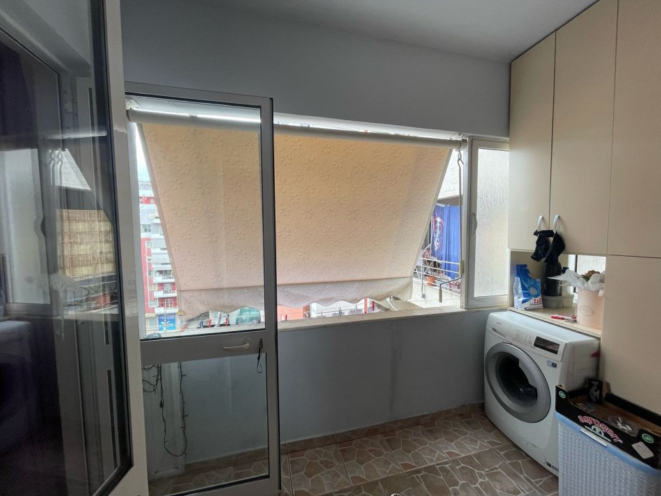 Tirane, shitet apartament 2+1 Kati 6, 87 m² 125.000 € (Astir)