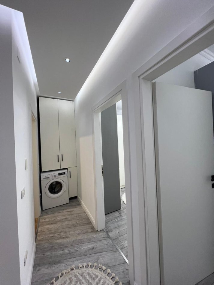 Tirane, shitet 2+1+Ballkon , 85 m² 130.000 € (Rruga Teodor Keko)