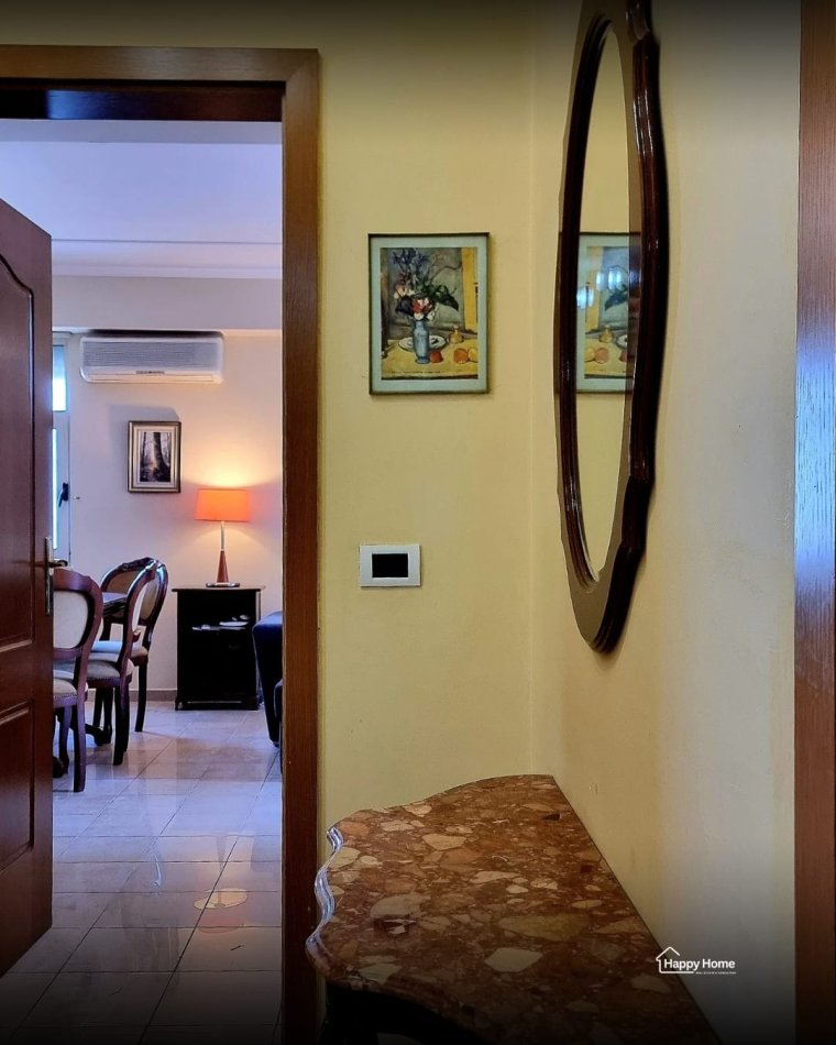 Tirane, jepet me qera apartament 2+1 Kati 7, 90 m² 800 € (Blloku)