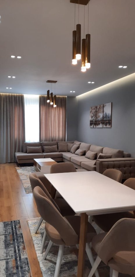 Tirane, jepet me qera apartament 3+1+Ballkon Kati 6, 110 m² 1.300 € (Kompleksi Square 21)