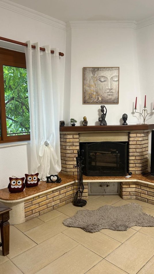 Tirane, jepet me qera apartament 2+1 Kati 3, 120 m² 650 € (Pazari i ri)