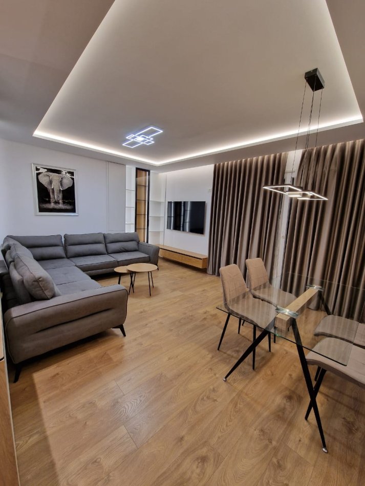 Tirane, jepet me qera apartament 2+1+Ballkon Kati 3, 95 m² 1.000 € (Kopshti zoologjik)