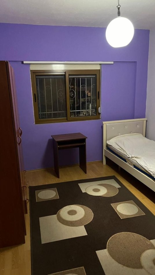 Tirane, jepet me qera apartament 2+1+Ballkon Kati 4, 95 m² 600 € (Ibrahim Kodra)