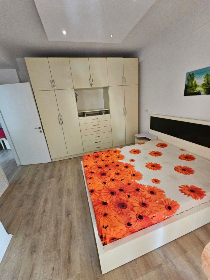 Tirane, shitet apartament 2+1 Kati 3, 91 m² 120.000 € (Fresk)
