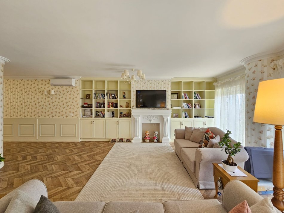 Tirane, jepet me qera apartament 2+1+Aneks+Ballkon Kati 2, 126 m² 1.000 € (Rezidenca kodra e diellit 2)