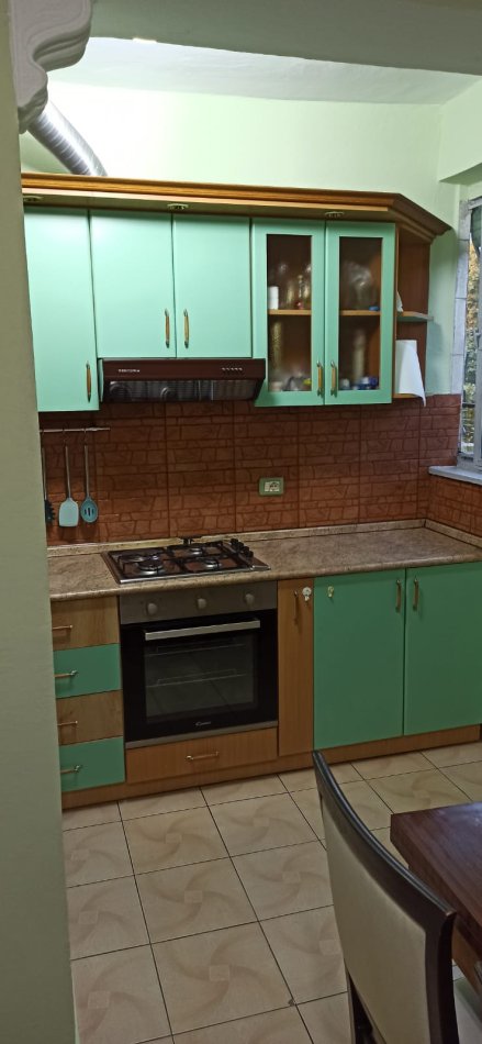 Tirane, jepet me qera apartament 2+1 Kati 5, 72 m² 600 € (Myslym Shyri,Pranë Shkollës Pjetër Budi dhe Gjykatës Tiranë)