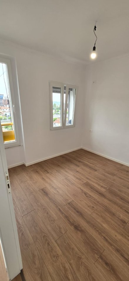 Tirane, shitet apartament 1+1 Kati 7, 53 m² 115.001 € (Irfan Tomini)