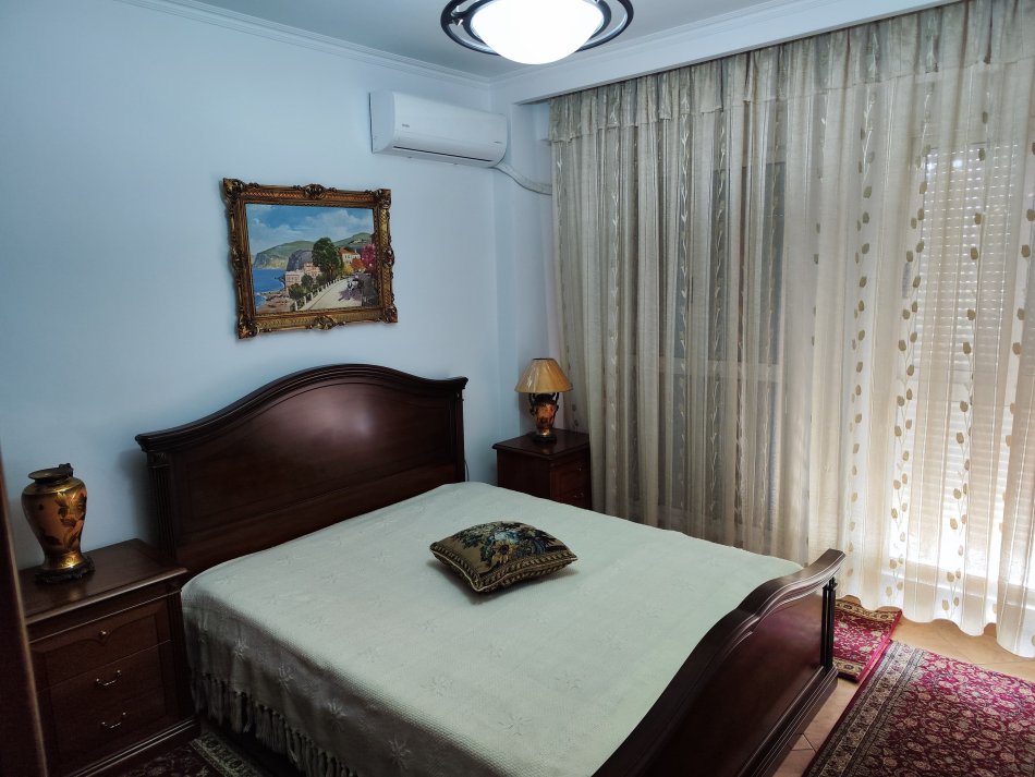 Tirane, shitet apartament 1+1 Kati 8, 71 m² 110.000 € (Kompleksi Golden Park)