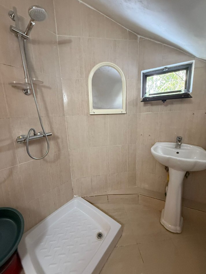 Tirane, jepet me qera vetem 1 dhome 1+1 Kati 3, 40 m² 390 € (Stadiumi Arena Kombetare)