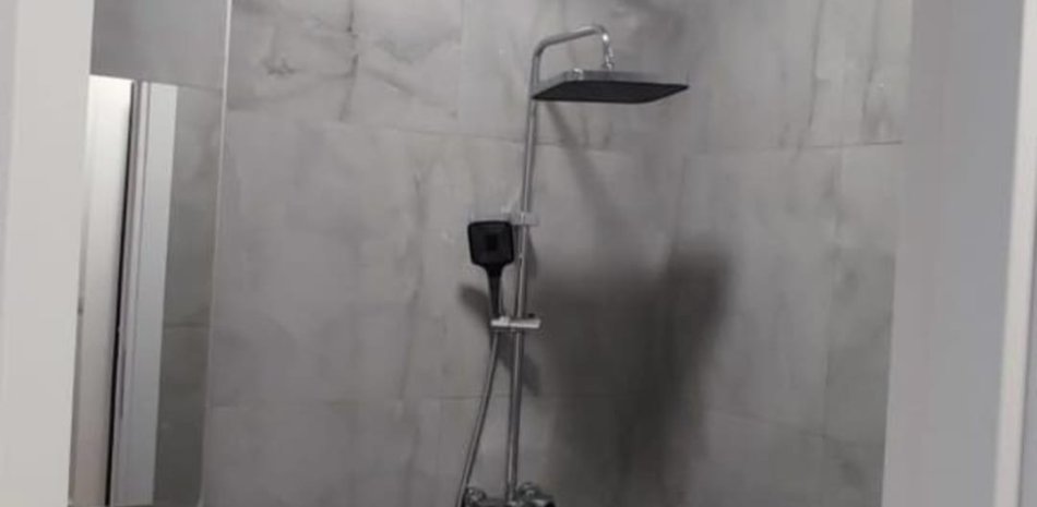 Tirane, shitet garsonier Kati 4, 36 m² 84.000 € (Komuna parisit)
