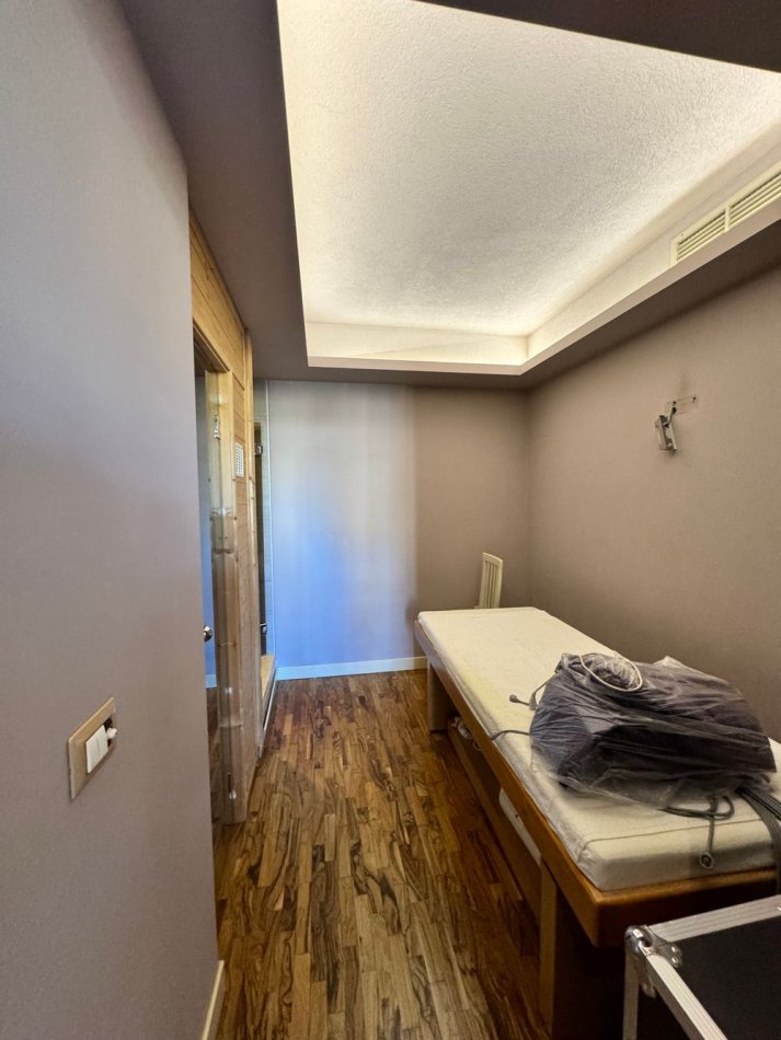Tirane, shitet apartament 2+1 Kati 2, 115 m² 199.000 € (Ish restorant durresi)