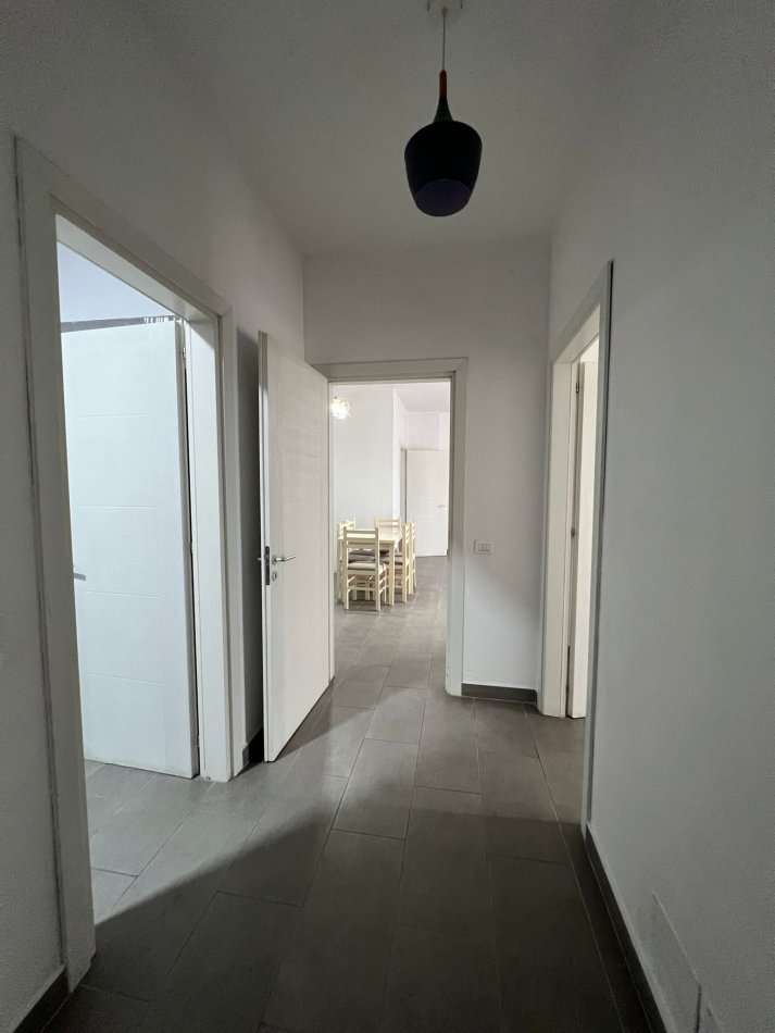 Tirane, shitet apartament 2+1+Ballkon Kati 5, 111 m² 115.000 € (BULEVARDI BLU)