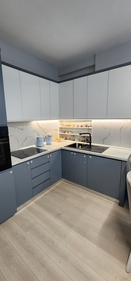 Tirane, jepet me qera apartament 2+1+Ballkon Kati 6, 100 m² 700 € (Vizion Plusi)