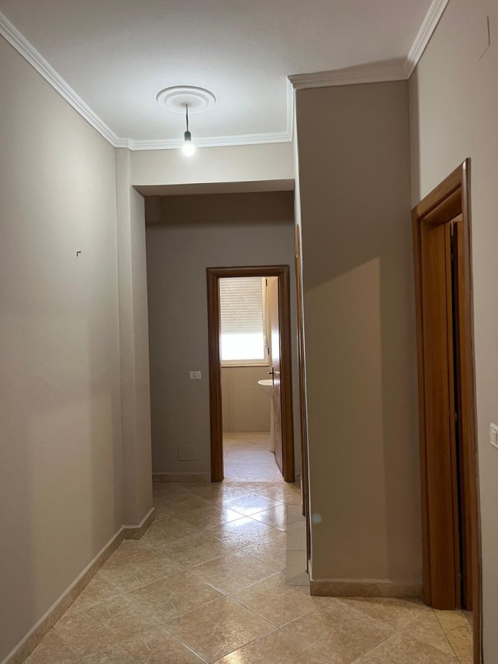 Tirane, jepet me qera apartament 2+1+Aneks Kati 2, 89 m² 500 € (Eduard Mano)