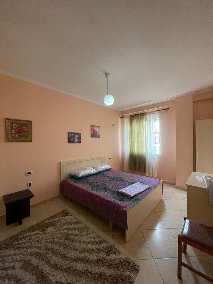 Tirane, jepet me qera apartament 1+1+Ballkon Kati 7, 70 m² 430 € (Pranë Big Market)
