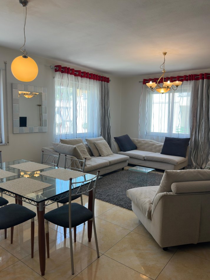 Tirane, jepet me qera apartament 2+1+Aneks+Ballkon Kati 3, 120 m² 800 € (Kopshti Zoologjik)