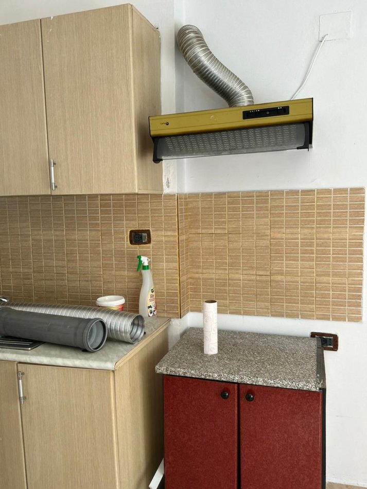 Tirane, jepet me qera Garsonier, Kati 1, 33 m² 350 € (Pranë Shkollës Vasil Shanto)