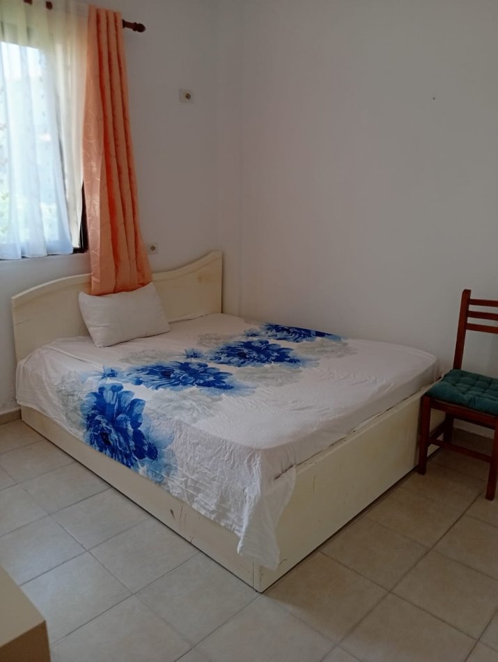 Tirane, jepet me qera apartament 1+1 Kati 1, 310 € 