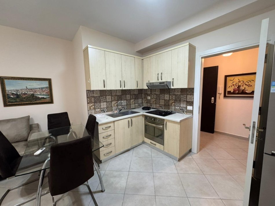 ⭐️JEPET KE QIRA APARTAMENT  2+1 600 € (ELEONORA)⭐️