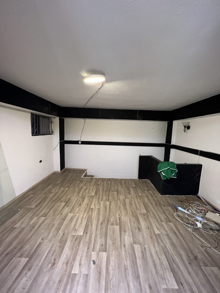 💥Dupleks me qera prane Arlis Square 21  ( rruga Kavajes ) Kati 0, 40 m² 15 m2 verand 600 € (Shefqet Musaraj)