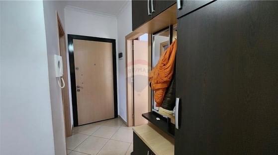 Tirane, shitet apartament 2+1+BLK
