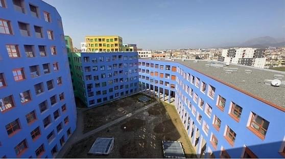 Tirane, shes apartament 1+1+BLK