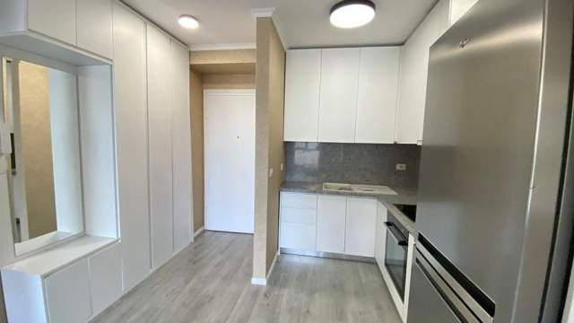 Tirane, jepet me qera apartament 1+1+BLK