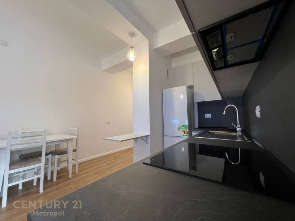 Tirane, shitet apartament 2+1 Kati 3, 75 m² 120.000 € (Rruga Pasho Hysa)