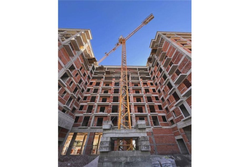 Tirane, shitet 1+1 Kati 7, 75 m² 57.000 € (Kamez)